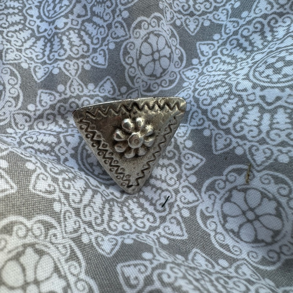 Silver Floral Triangle Ring